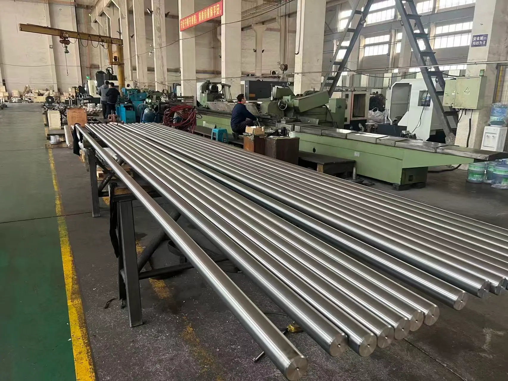 Stainless Steel vs Carbon Steel Shaft: Which Fits Your Application? A Proven Material Selection Guide 1 Stainless steel shaft machining vs carbon steel — precision ground shafts comparison Precimach