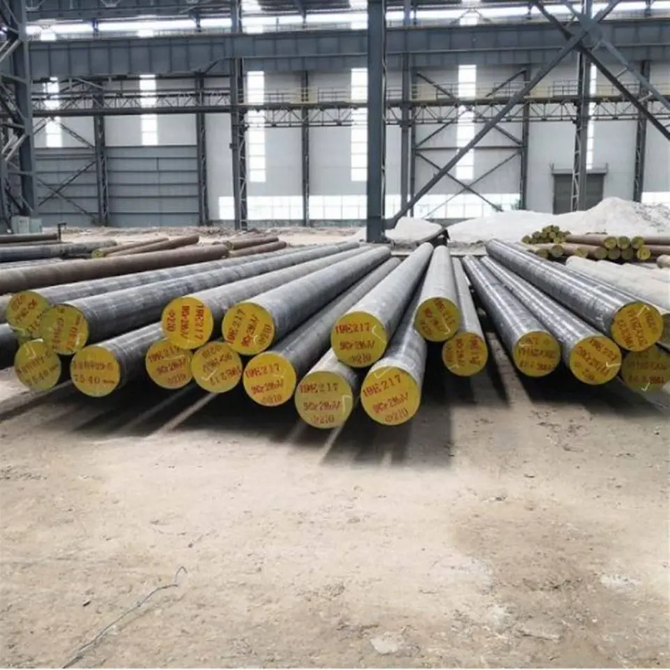 Stainless Steel vs Carbon Steel Shaft: Which Fits Your Application? A Proven Material Selection Guide 3 Stainless steel hot rolled round bars 304 316L 2205 — shaft material stock for precision machining